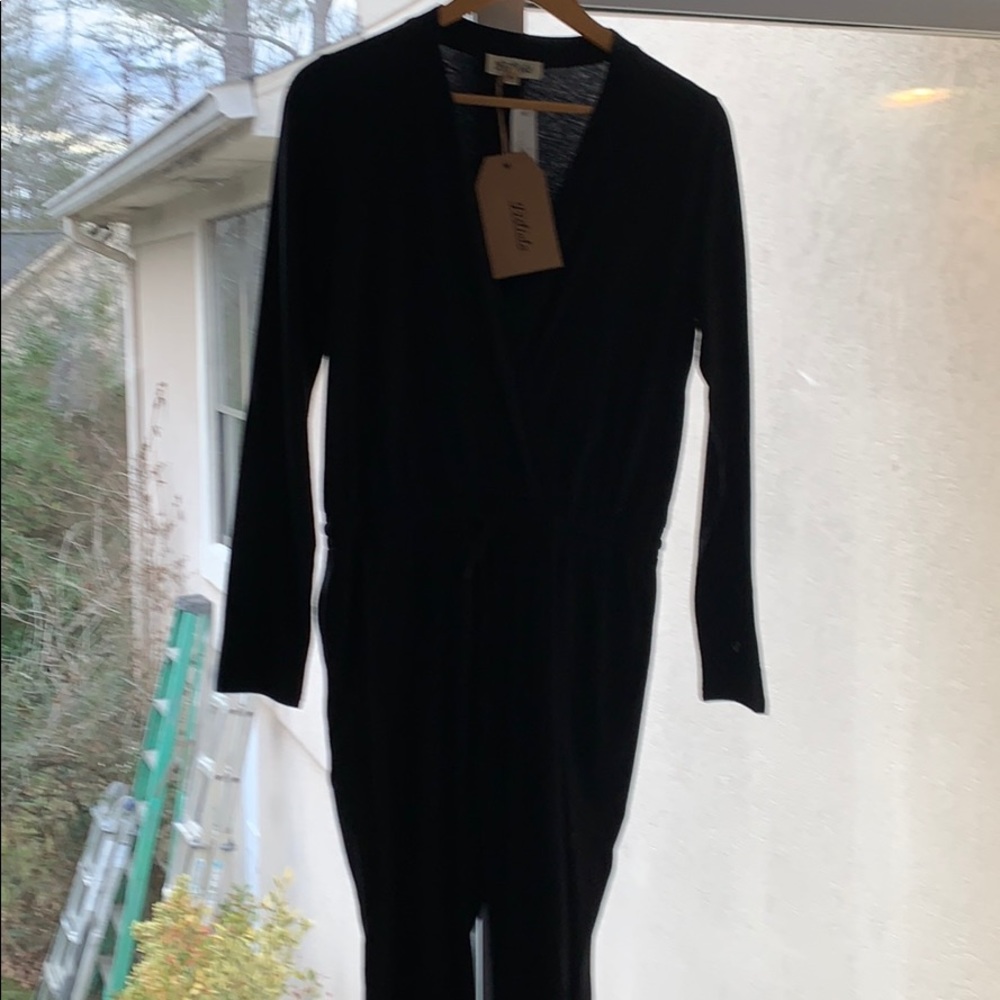 Listicle Jumpsuit made from thick cotton.  M